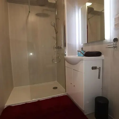 N1 F2 40m2 Avec Petit Jardin Эрувиль-Сен-Клер