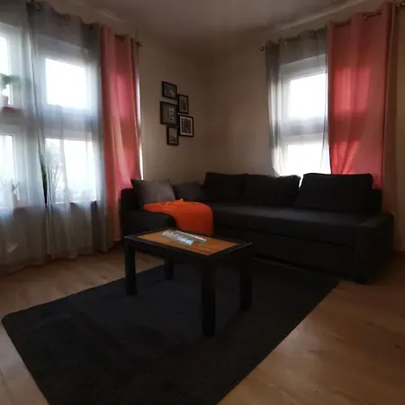 Апартаменты N1 F2 40m2 Avec Petit Jardin *