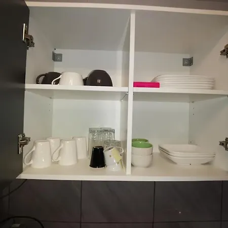 Апартаменты N1 F2 40m2 Avec Petit Jardin