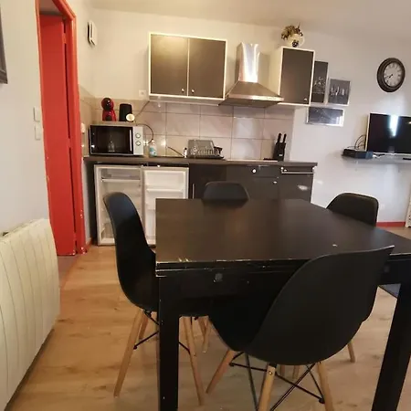 N1 F2 40m2 Avec Petit Jardin